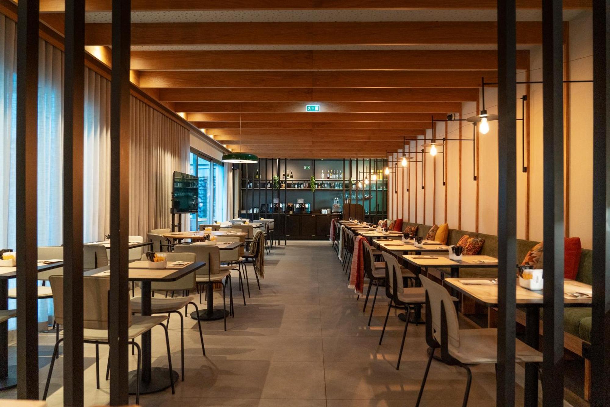 Hotel Acta The Clover Oporto